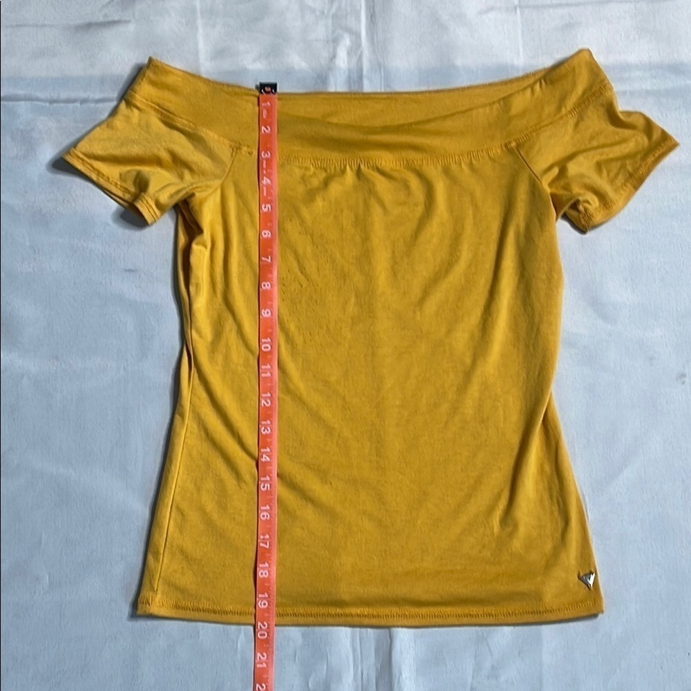 GUESS Yellow Off-Shoulder Women's Top - Picture 7 of 10